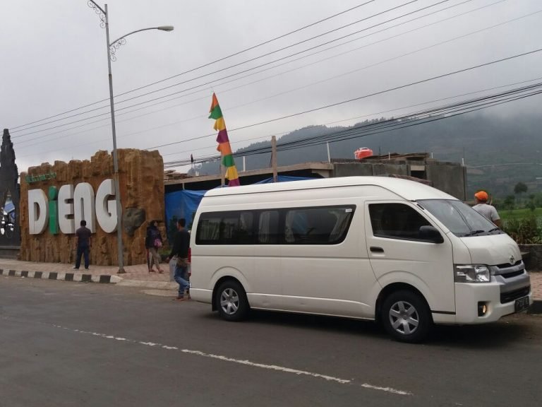 Sewa Hiace Jakarta Selatan