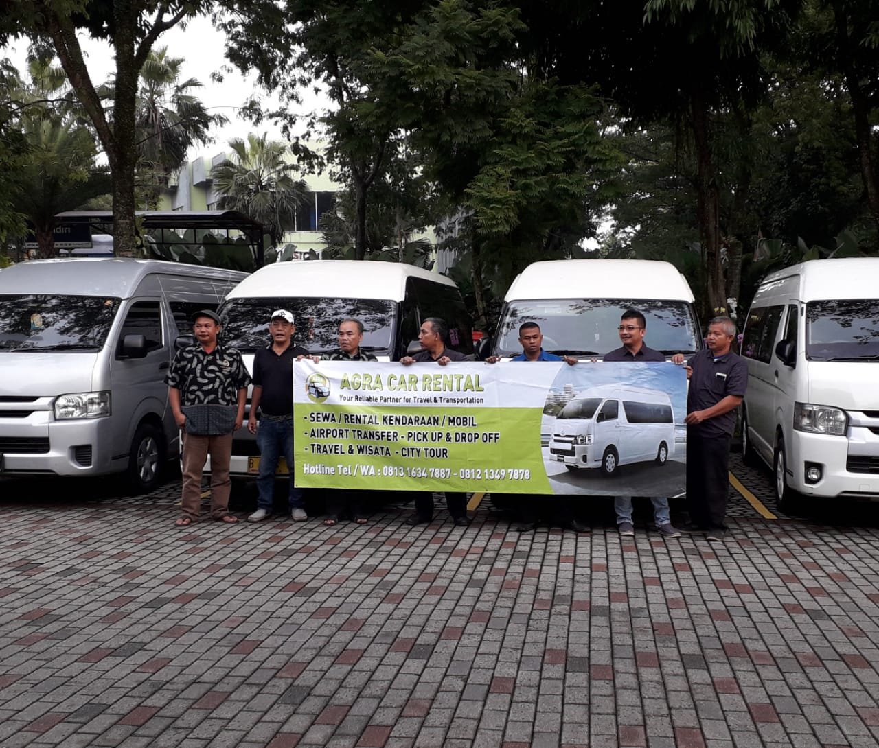 Sewa Hiace Jakarta Barat - 081316347887